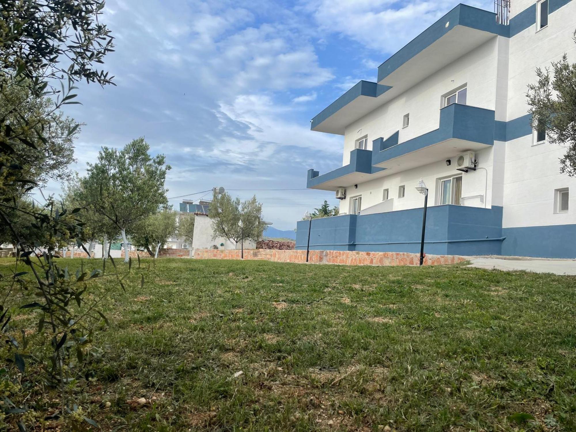 Vila Bashkim Εξαμίλιο Εξωτερικό φωτογραφία