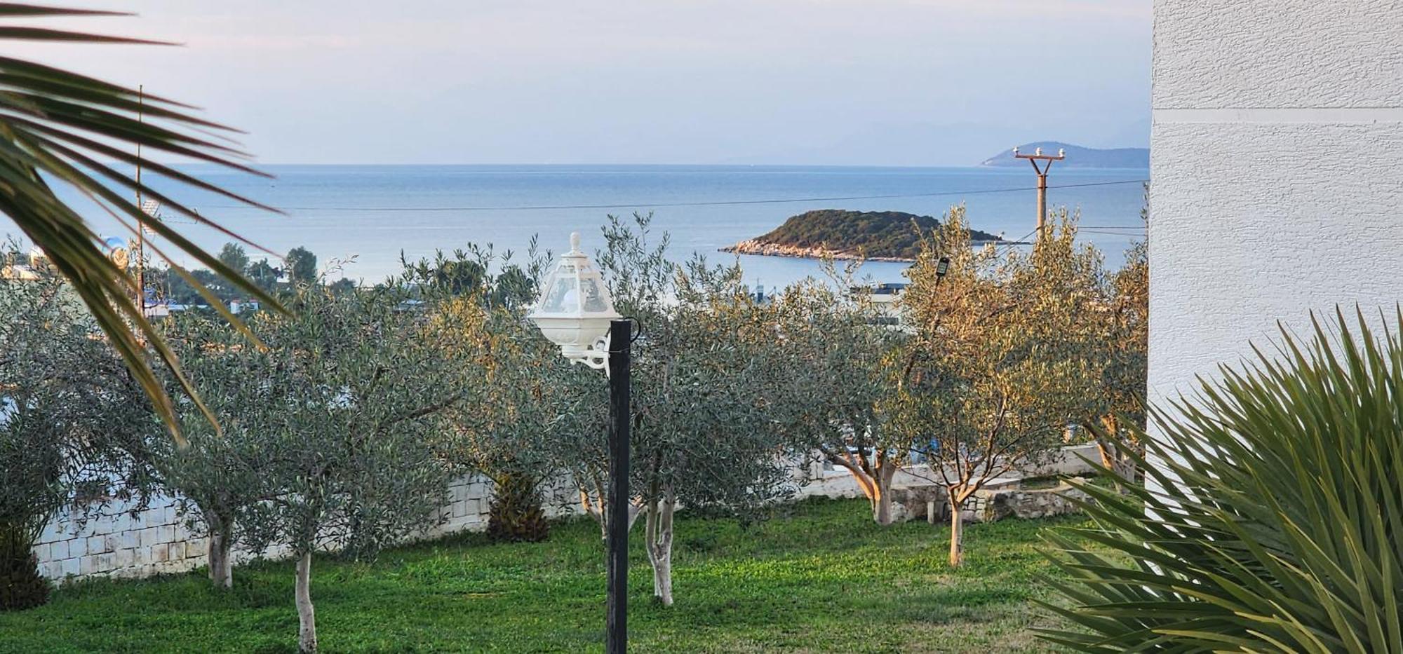Vila Bashkim Εξαμίλιο Εξωτερικό φωτογραφία