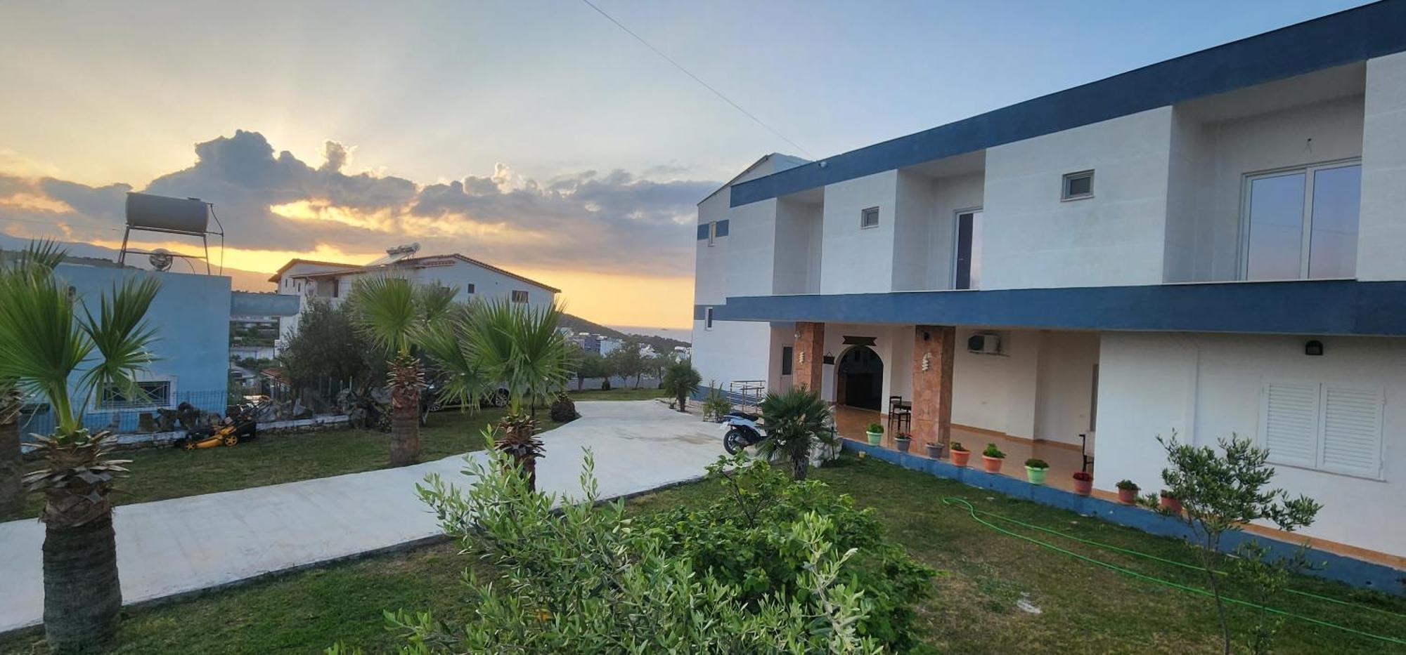 Vila Bashkim Εξαμίλιο Εξωτερικό φωτογραφία